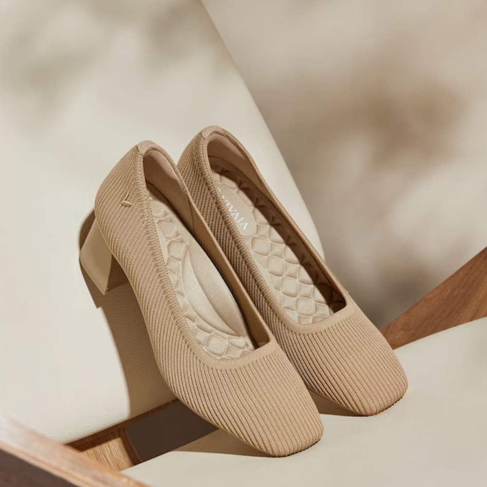 VIVAIA Square-Toe Chunky Heels